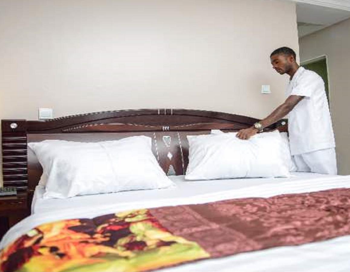 215 West Apartment Abuja Buitenkant foto