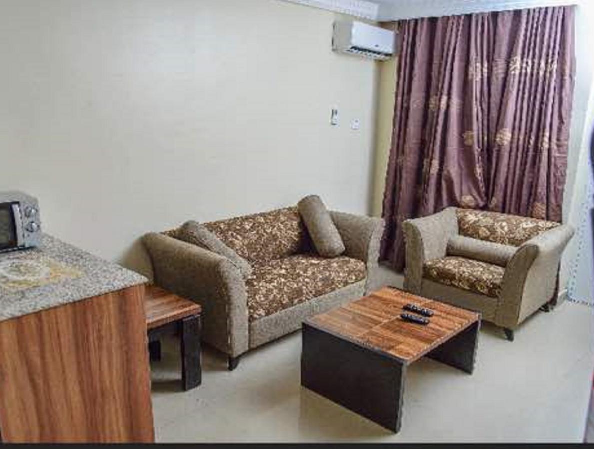 215 West Apartment Abuja Buitenkant foto